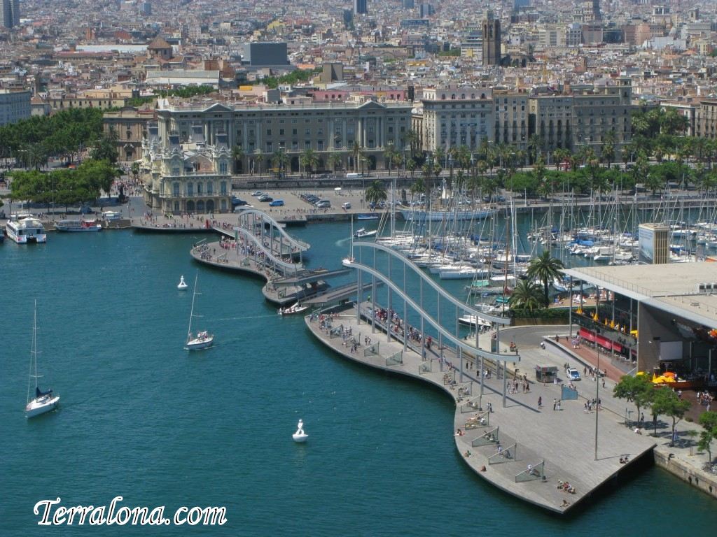 Олимпийский порт в Барселоне